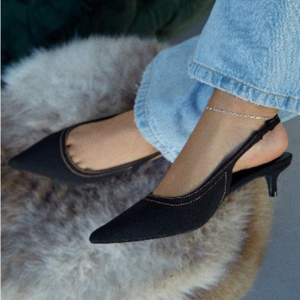 Black Pointed Slingback Kitten Heel Pumps